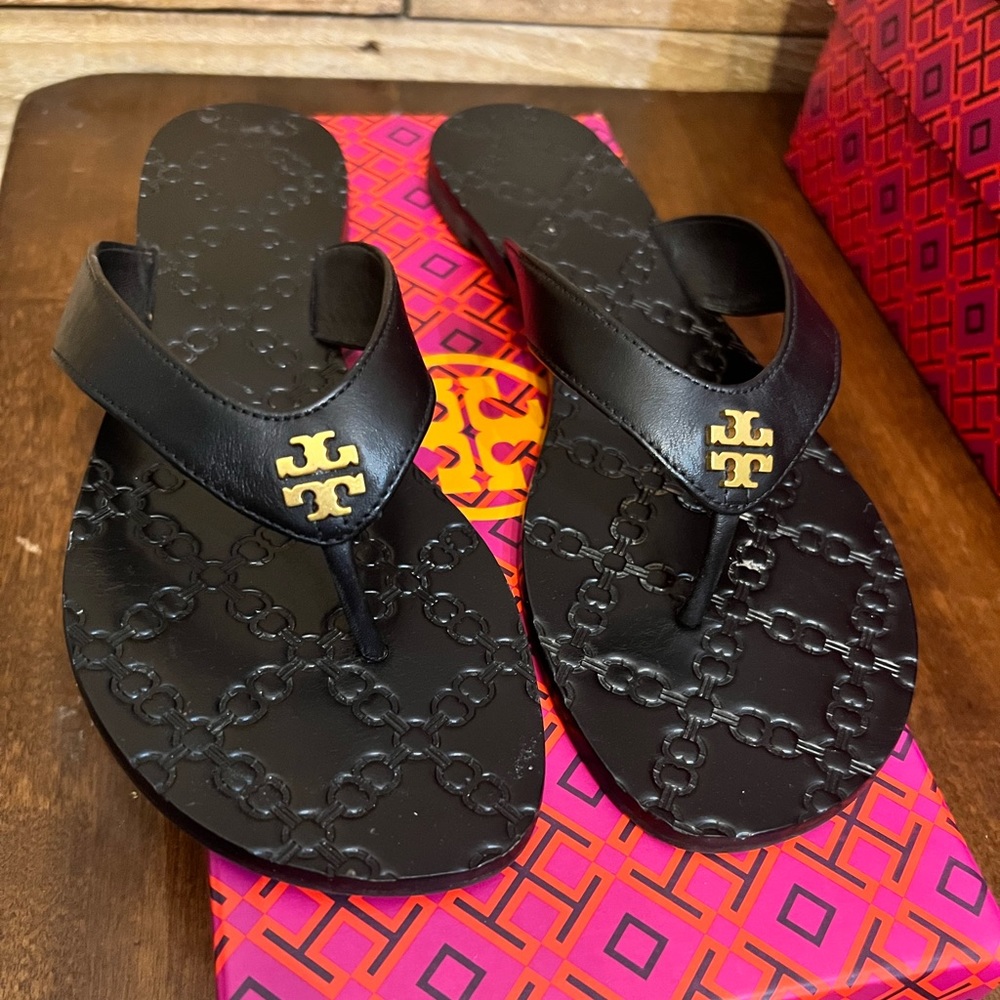 BNIB ⭐️ TORY BURCH Monroe Thong Sandals size 8